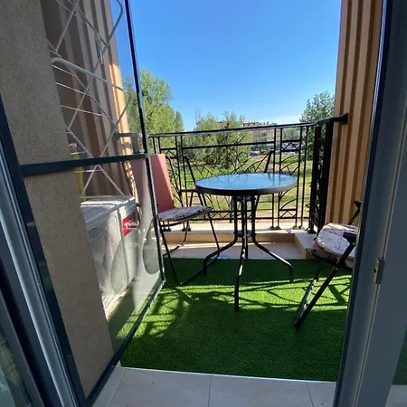 Aphrodite Gardens D301, Studio * ساني بيتش